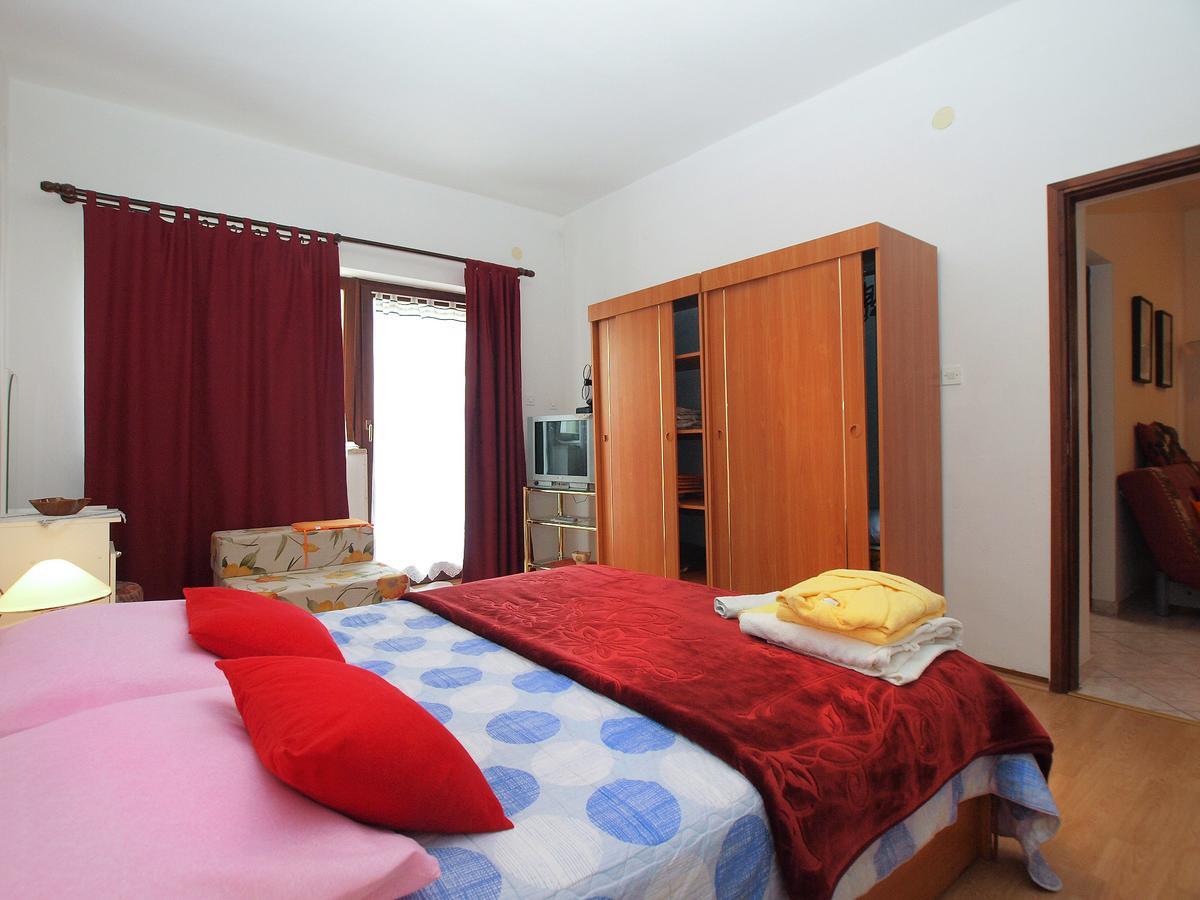 Apartment Vladimira 1569 普拉 外观 照片