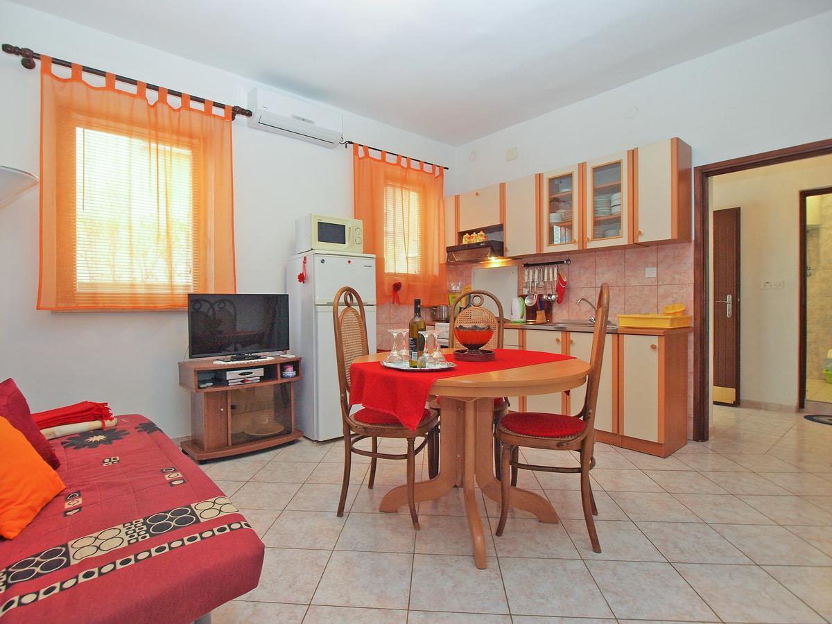 Apartment Vladimira 1569 普拉 外观 照片