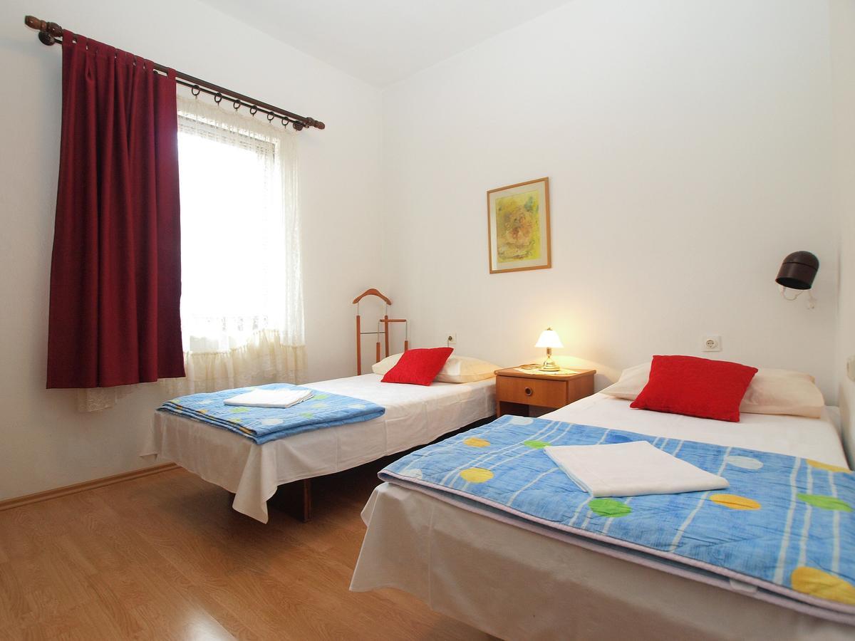 Apartment Vladimira 1569 普拉 外观 照片